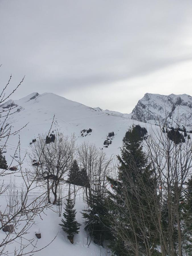 Appartement Combes Blanche 2 Manigod Buitenkant foto